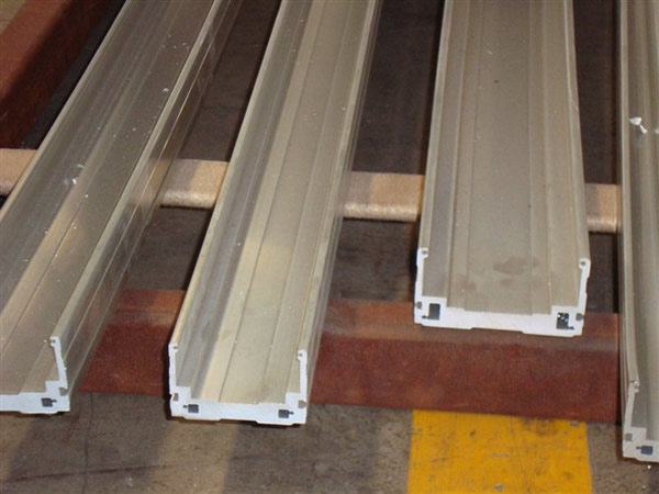 工業用（yòng）鋁型材